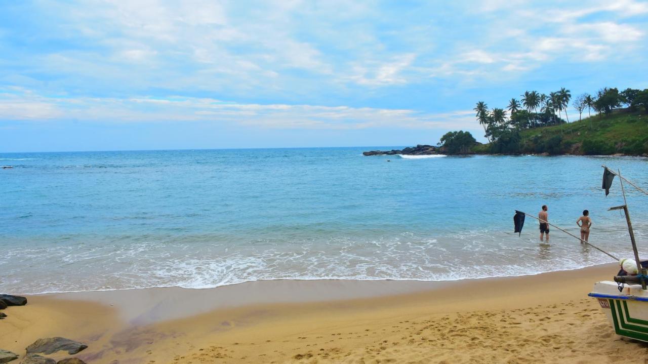 Anb Surf View Hotel Tangalle Luaran gambar