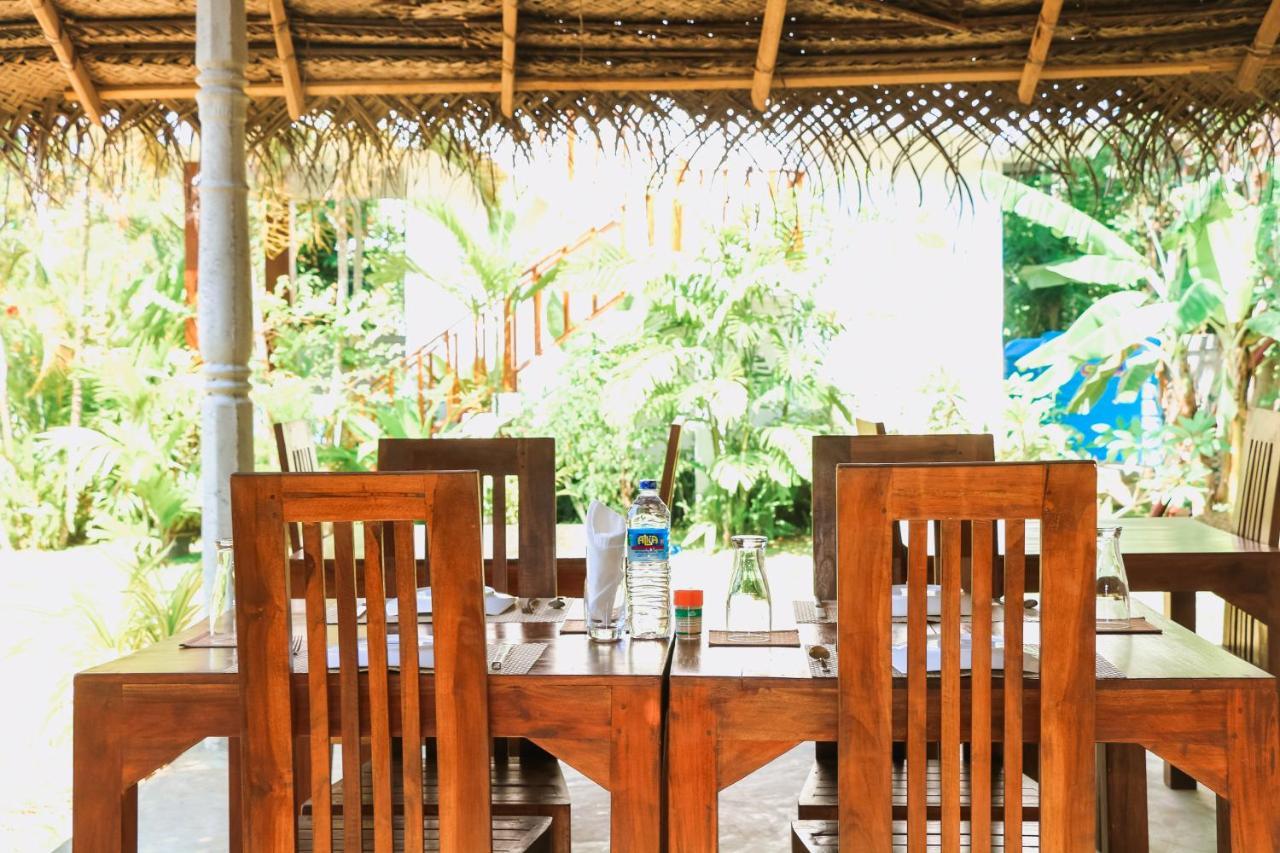 Anb Surf View Hotel Tangalle Luaran gambar