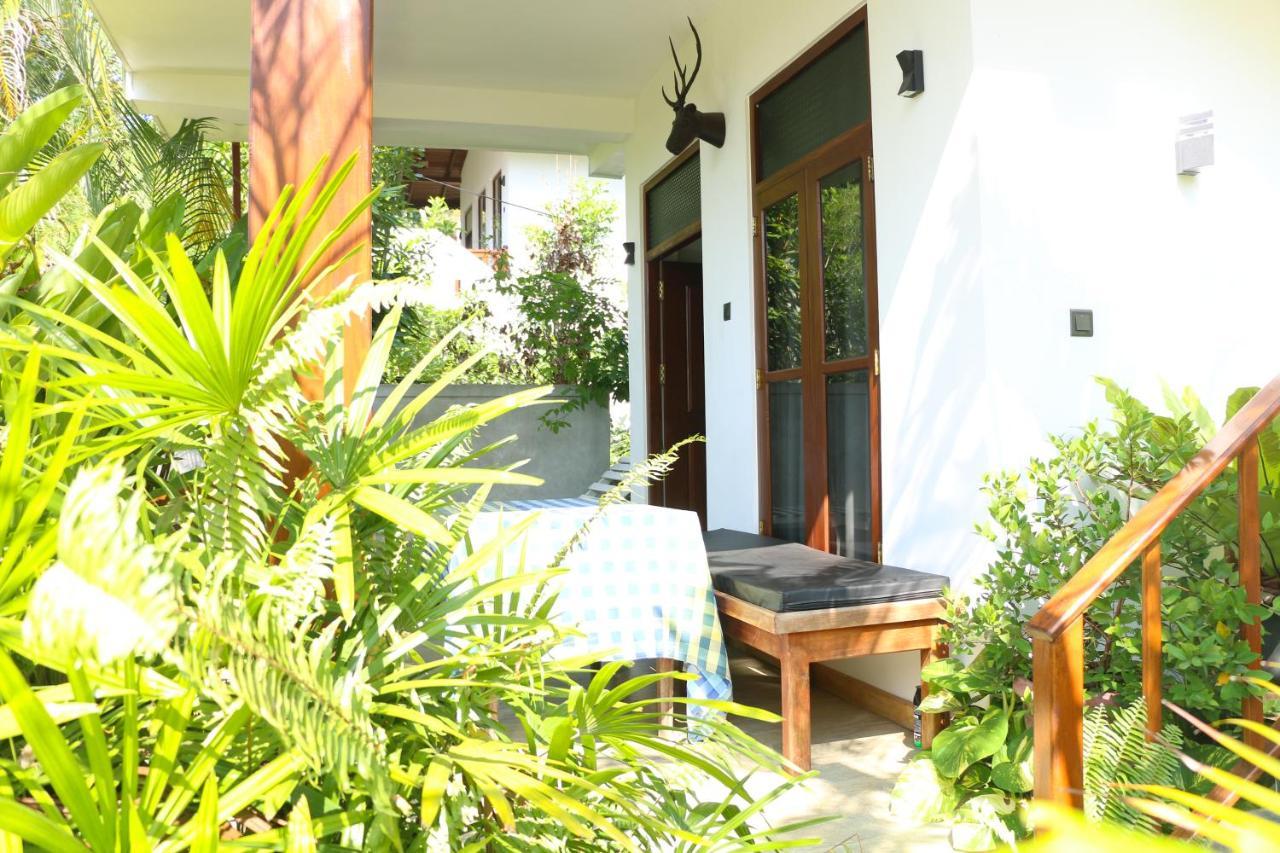 Anb Surf View Hotel Tangalle Luaran gambar