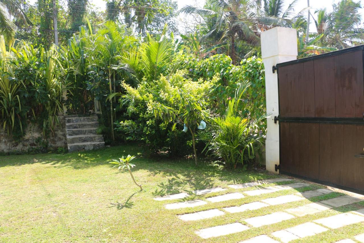 Anb Surf View Hotel Tangalle Luaran gambar